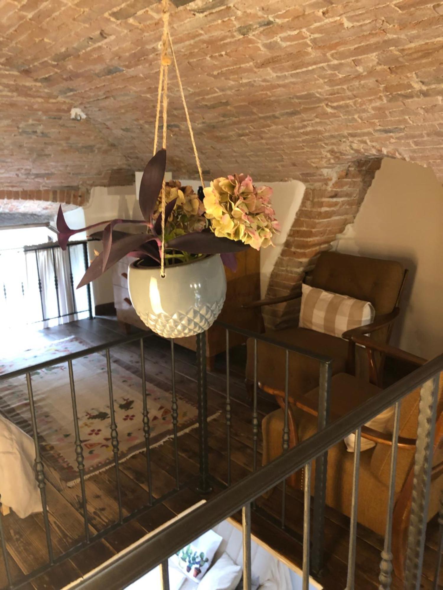 Piazza Vecchia Apartment *