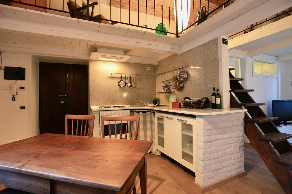 Piazza Vecchia Apartment